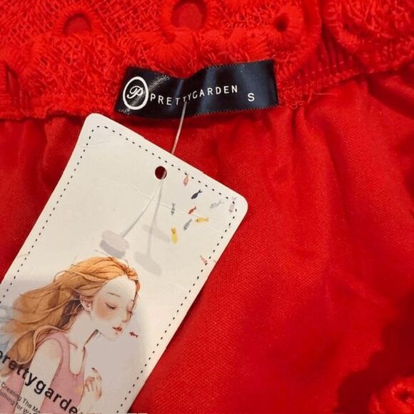 NWT Pretty Garden Red Eyelet Overlay Off / On Shoulder Dress Lined Size Small - Picture 5 of 10